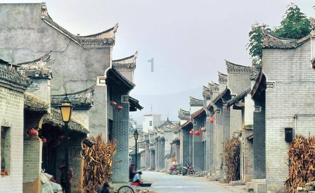 穿羽绒服了！黑龙江漠处暑温度低至2.3℃！这是啥情况？游戏画面